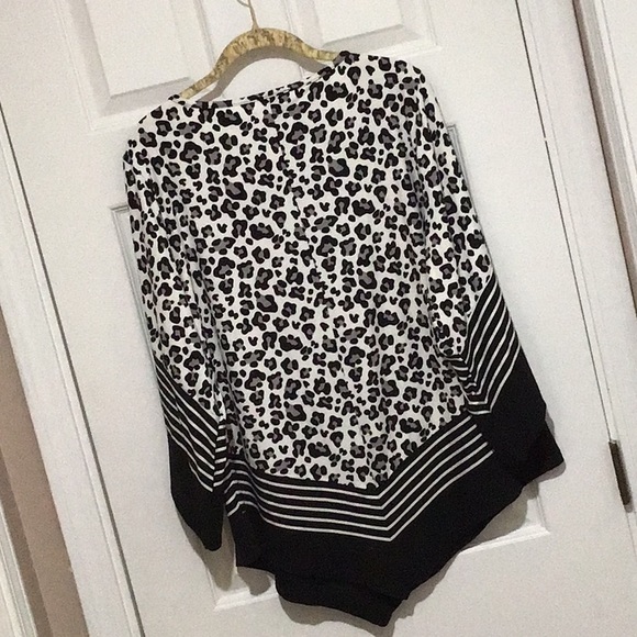 Top - Picture 3 of 3